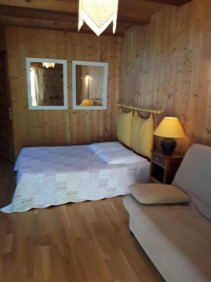 L'Auberge Chez Leon เลอฌ็องบง-ซูร์-ลีญง ภายนอก รูปภาพ